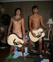 Musicians 4 5b1b2d3a6b7f1.jpg