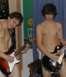 Musicians 4 5b1b2d55e40f5.jpg