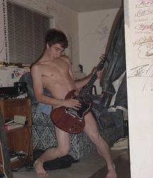 Musicians 5 5b1b2f9aaf23d.jpg