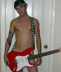 Musicians 7 5b1b3164212d1.jpg