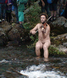 Musicians 7 5b1b3194962d0.jpg