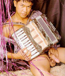 Musicians 7 5b1b319dee44c.jpg