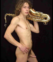 Musicians 7 5b1b31afdc68c.jpg