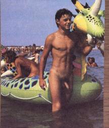 Vintage Nudists 2 5b1c1b86d8c3d.gif