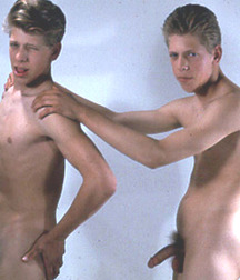 Phil & Barry (Twins) 5b5392b7f2171.jpg