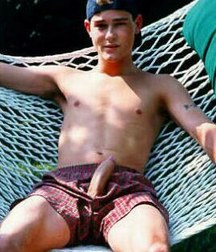Hammock 5b55df1dea6c2.jpg