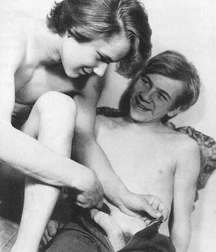 b&w Vintage 1 5c3e11f88c2ee.jpg