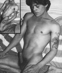 Casting Couch 5c3fc8cc28302.jpg
