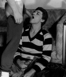 Vintage Ready to Suck 2 5dd46238e88d3.jpg