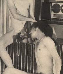 Vintage Ready to Suck 3 5dd463237e576.jpg
