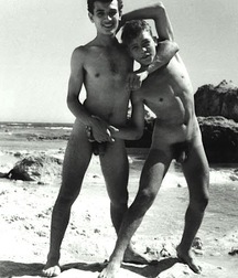 Vintage Nudists 01 5dd5fceb5296e.jpg