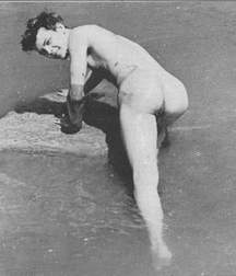 Vintage Nudists 01 5dd5fd122437d.jpg