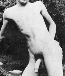 Vintage Nudists 01 5dd5fd1f4a901.jpg