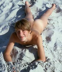 Vintage Nudists 14 5dd6bf54c44a1.jpg
