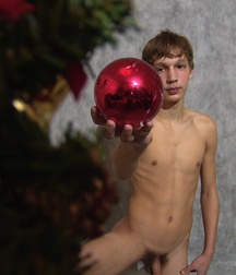 Xmas Boys 1 5df2e7e5d5b9e.jpg