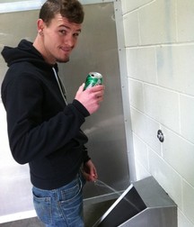 Gotta Pee 1 5df64a6730d99.jpg