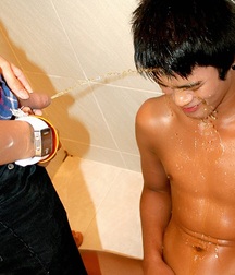 Gotta Pee 1 5df64b0d13eab.jpg