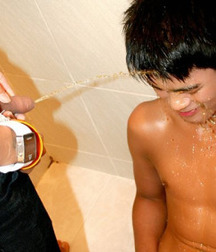 Gotta Pee 2 5df7f608c4669.jpg