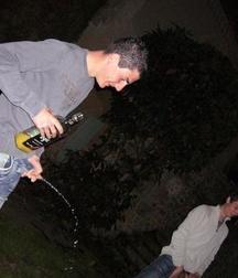 Gotta Pee 2 5df7f6694167f.jpg