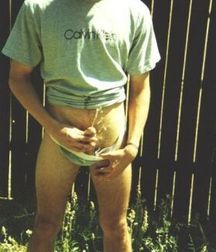Gotta Pee 3 5df808364e268.jpg
