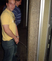 Gotta Pee 3 5df809782c6ee.jpg