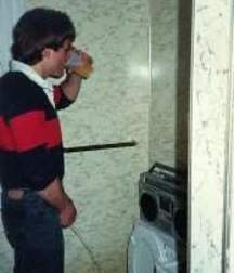 Gotta Pee 4 5df81b64bb2dc.jpg