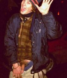 Gotta Pee 4 5df81b8d6a42e.jpg