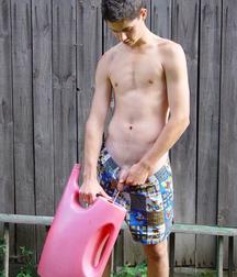 Gotta Pee 5 5df820a45126c.jpg
