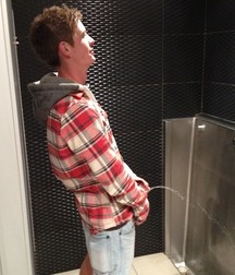 Gotta Pee 8 5df828c0cb895.jpg