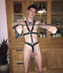 Bound Boys 7 5df86c1d9ff18.jpg