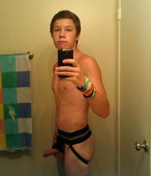 Mirror Cam 3 Gay Porn Self Pics 5e4acda6a628f.jpg