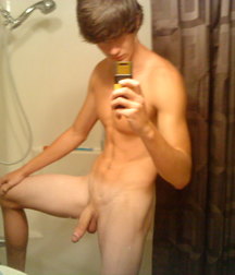 Mirror Cam 4 - Boys Porn 5e4acf8750108.jpg