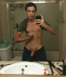 Mirror Cam 5 - Gay Boys Porn 5e4ad2071dfb0.png