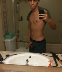 Mirror Cam 5 - Gay Boys Porn 5e4ad2151b7d6.png