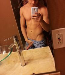 Mirror Cam 7 - Gay Porn Boys 5e4ad3b53cad9.jpg