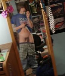 Mirror Cam 7 - Gay Porn Boys 5e4ad43199042.jpg