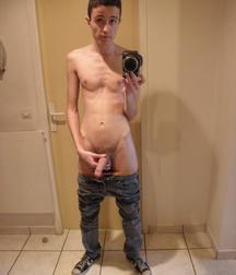 Mirror Cam 6 - amateur selfies boy porn 5e4b0668e22c1.jpg