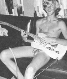 Vintage Musicians Gay Porn Image 624c8843494f3.jpg