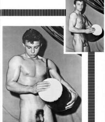 Vintage Musicians Gay Porn Image 624c88b2d953b.jpg