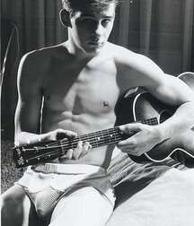 Musicians Gay Porn Portrait Mixture Boys 624c89facdaf7.jpg