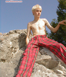 Illusha 58cd2ecd87451.jpg
