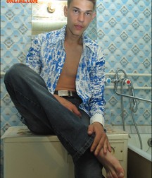 Ton Alone5 5b2fb3b88c1e6.jpg