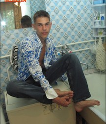 Ton Alone5 5b2fb3cbe9d14.jpg