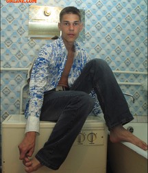 Ton Alone5 5b2fb484ca391.jpg