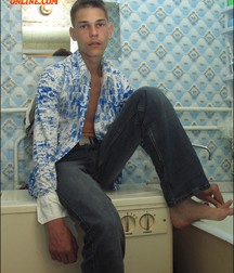 Ton Alone5 5b2fb4883d0b0.jpg