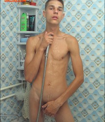 Ton Alone5 5b2fb5b01559d.jpg
