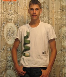 Ton Alone5 5b2fb613d67be.jpg