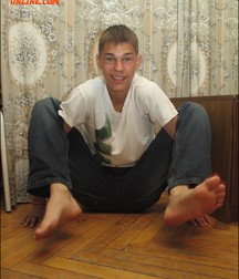 Ton Alone5 5b2fb62cb3878.jpg