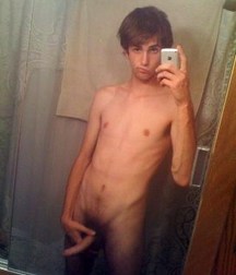 Mirror Selfies 01 57d878892cea7.jpg
