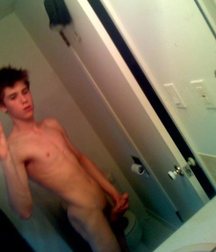 Mirror Selfies 01 57d8788d08a14.jpg
